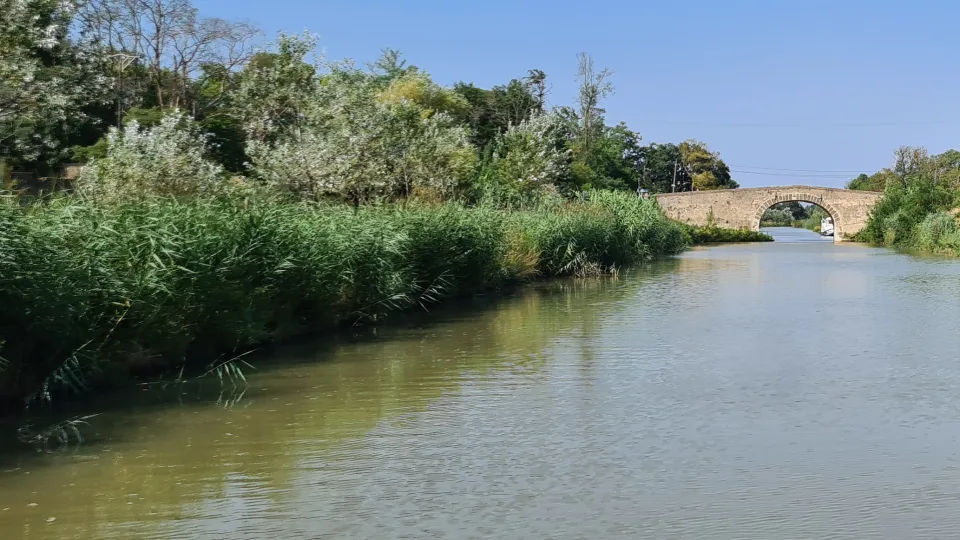 Regional Canal du Midi view at Homps