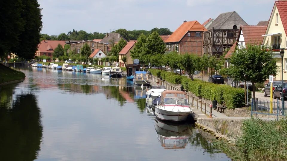 Regional waterway context: the Elde canal and moorings at Plau am See