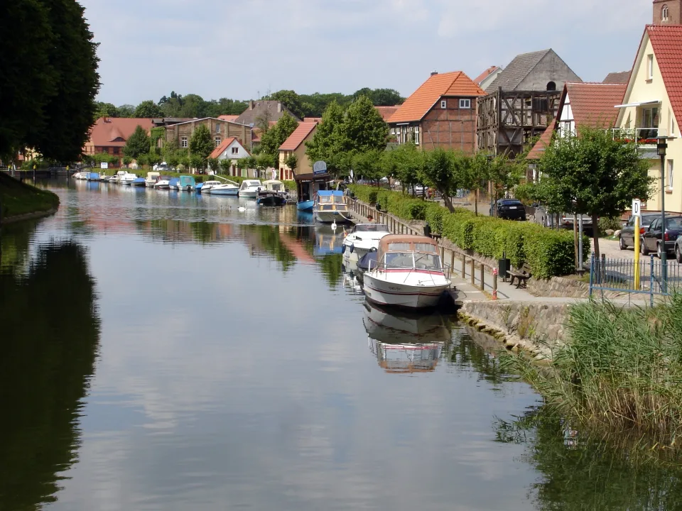 Regional waterway context: the Elde canal and moorings at Plau am See