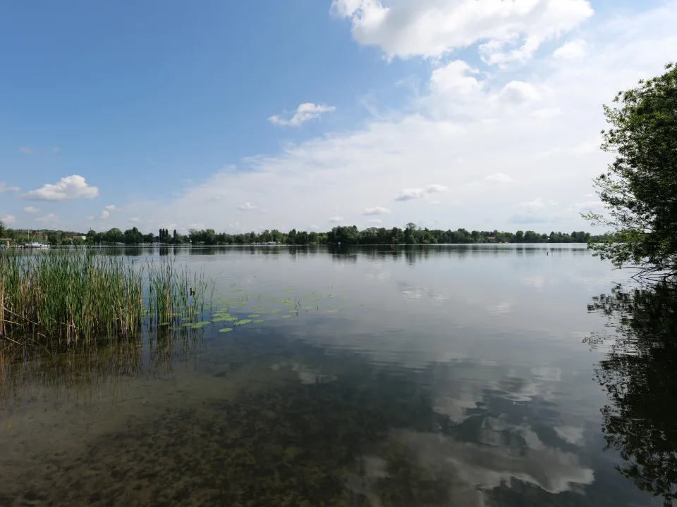 Regional lake context: Glindower See from Jahnufer in Glindow, part of Werder an der Havel