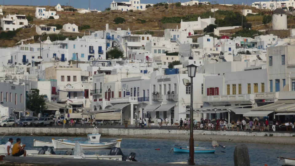 White houses and boats along the waterfront of Mykonos town