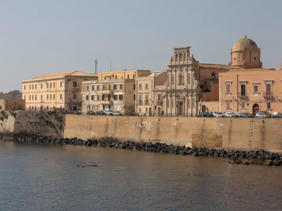 Stone buildings along the Siracusa waterfront