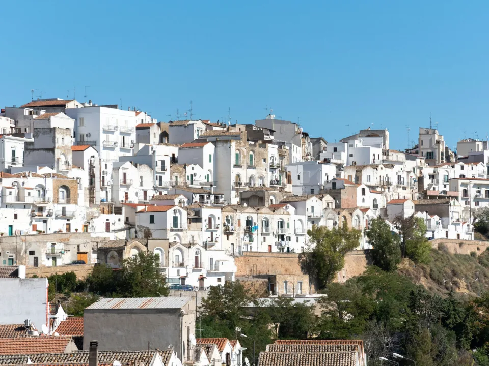 Regional inland context: white houses in Pisticci