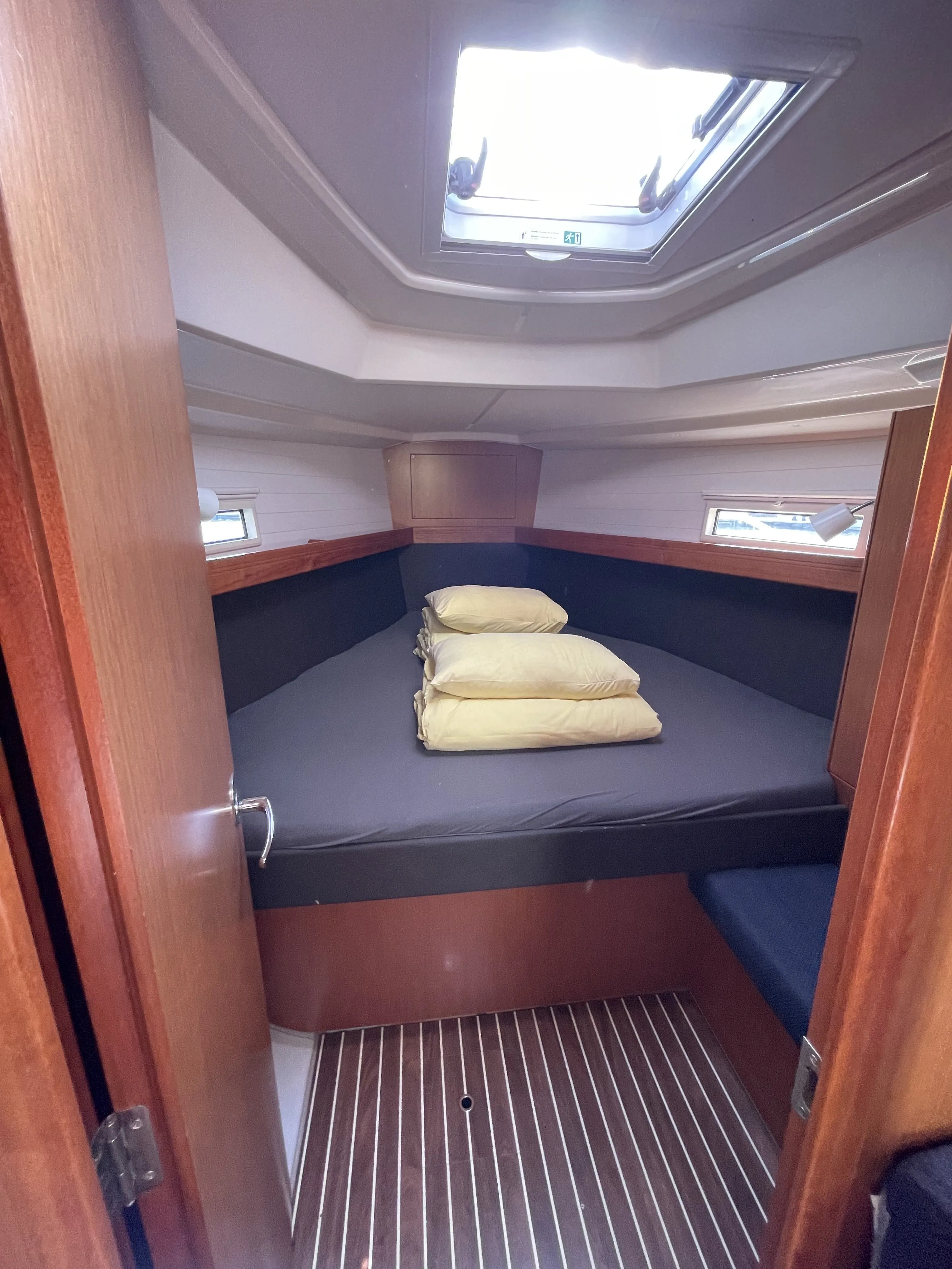 Sundecker 36 Cruiser Mapalimi — yacht photo 13