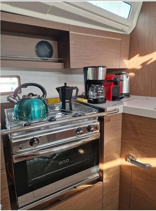 Oceanis 40.1 Marilena — снимка на яхтата 7