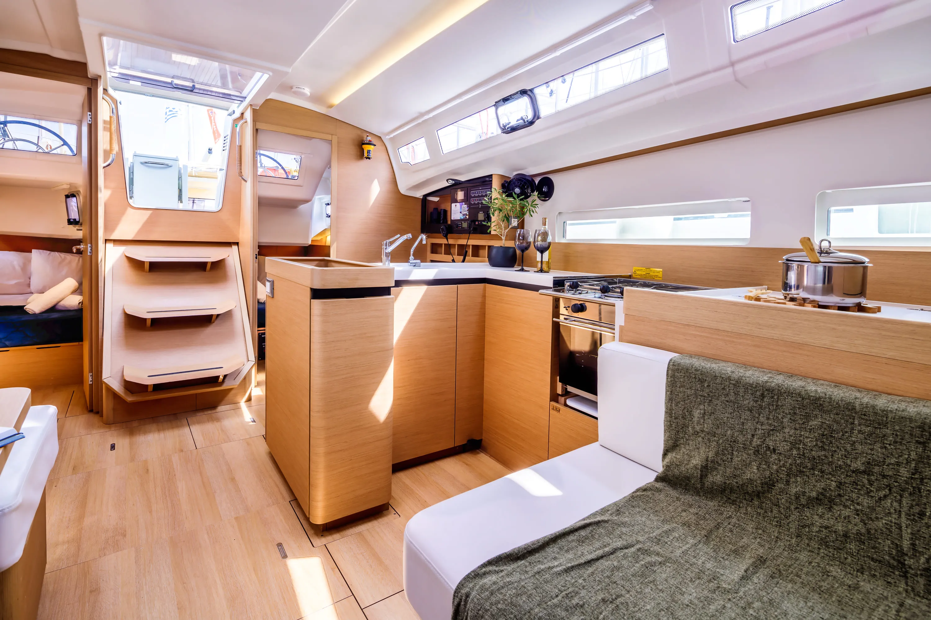 Sun Odyssey 410 STAR RENE — photo du yacht n° 5