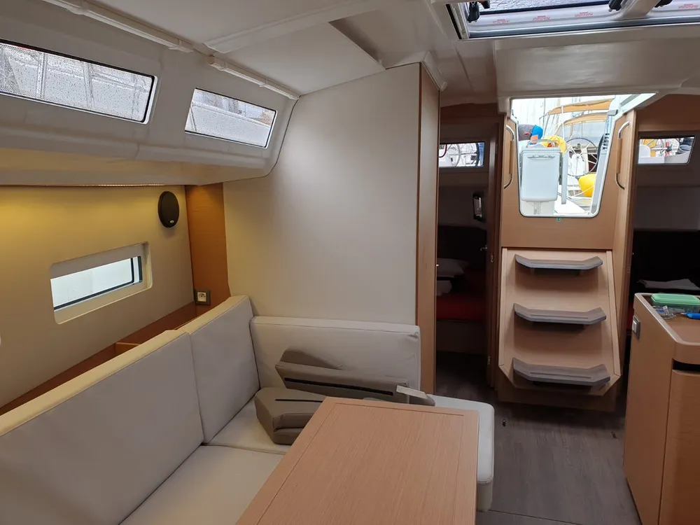 Sun Odyssey 410 Jutisa — фотография яхты 2