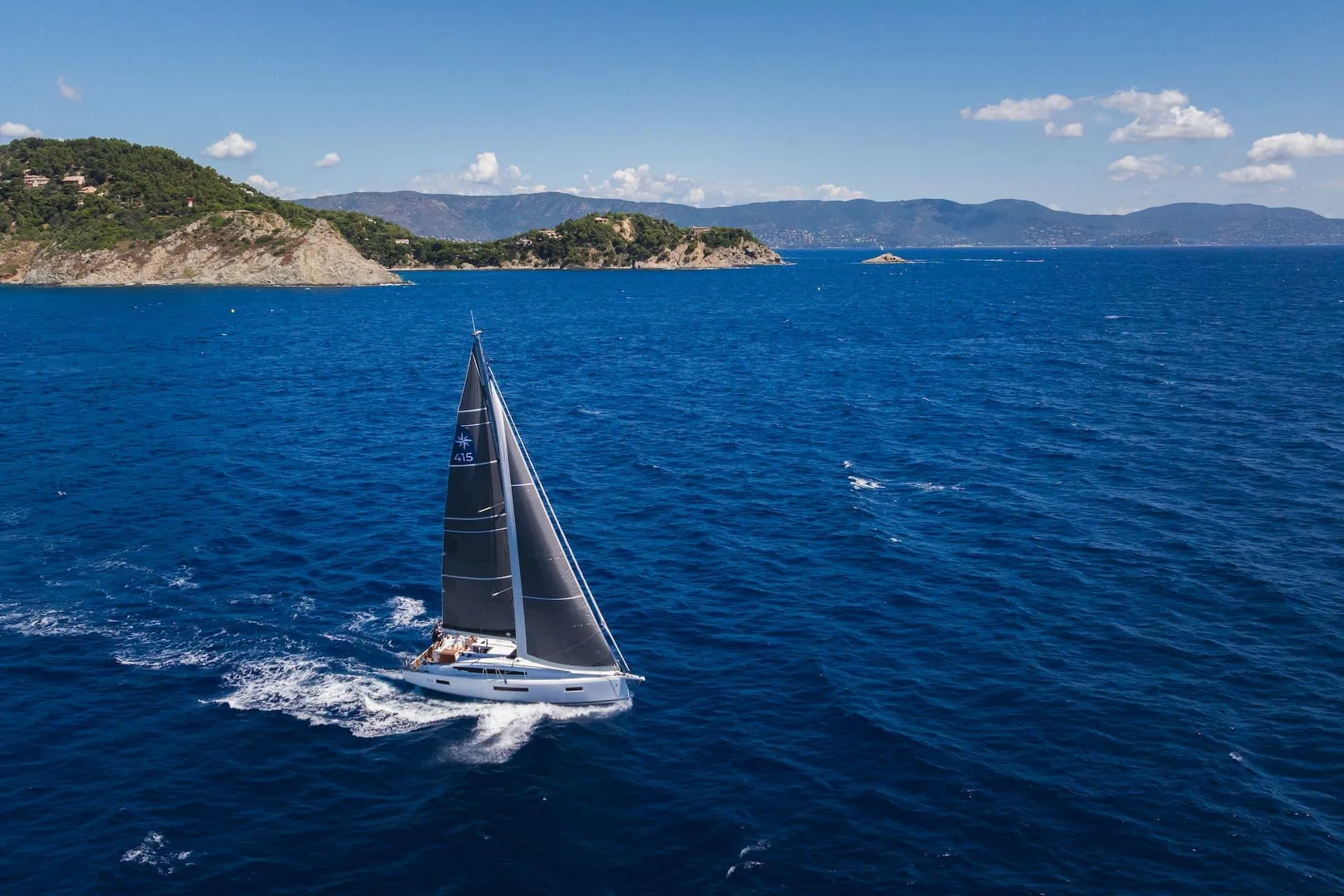 Sun Odyssey 415 TIZON — фотография яхты 14