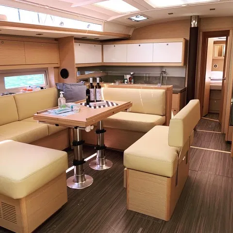 Dufour 530 Princess Leia — foto dello yacht n. 10
