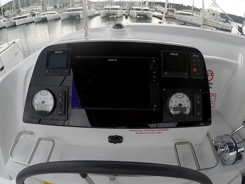 Lagoon 42 Aymeline — yachtbillede 2