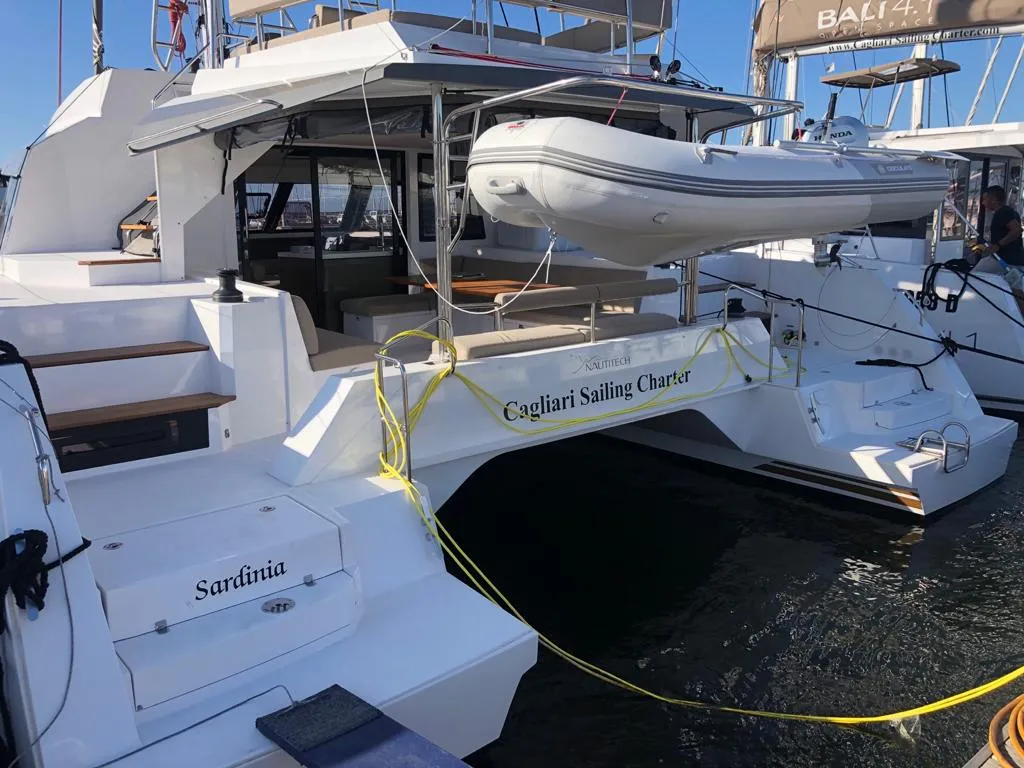 Nautitech 46 Fly Sardinia — снимка на яхтата 28