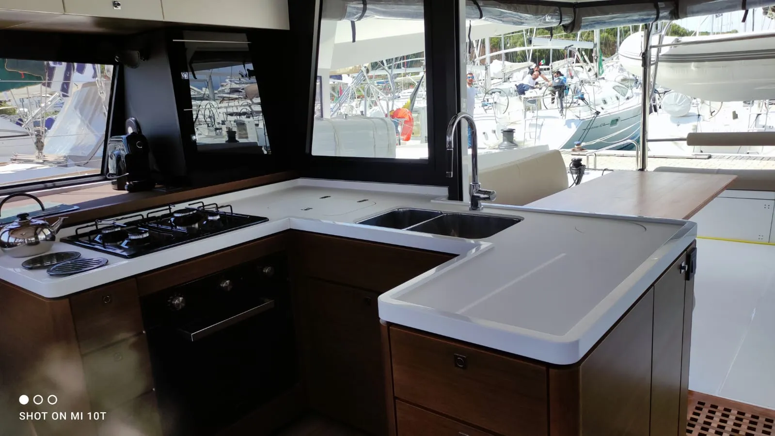 Nautitech 46 Fly Sardinia — снимка на яхтата 12