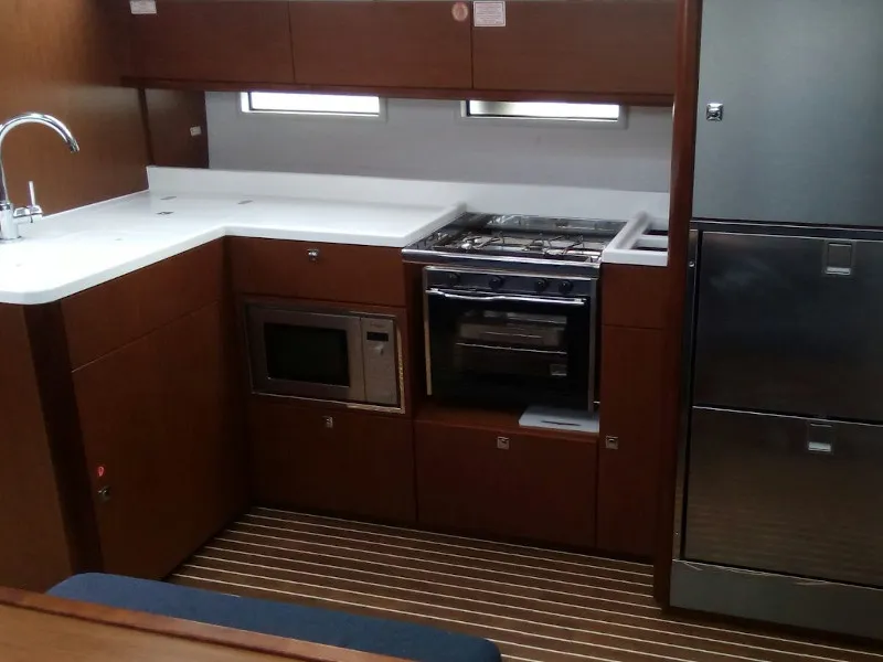 Bavaria Cruiser 46 Elisa — фотография яхты 7