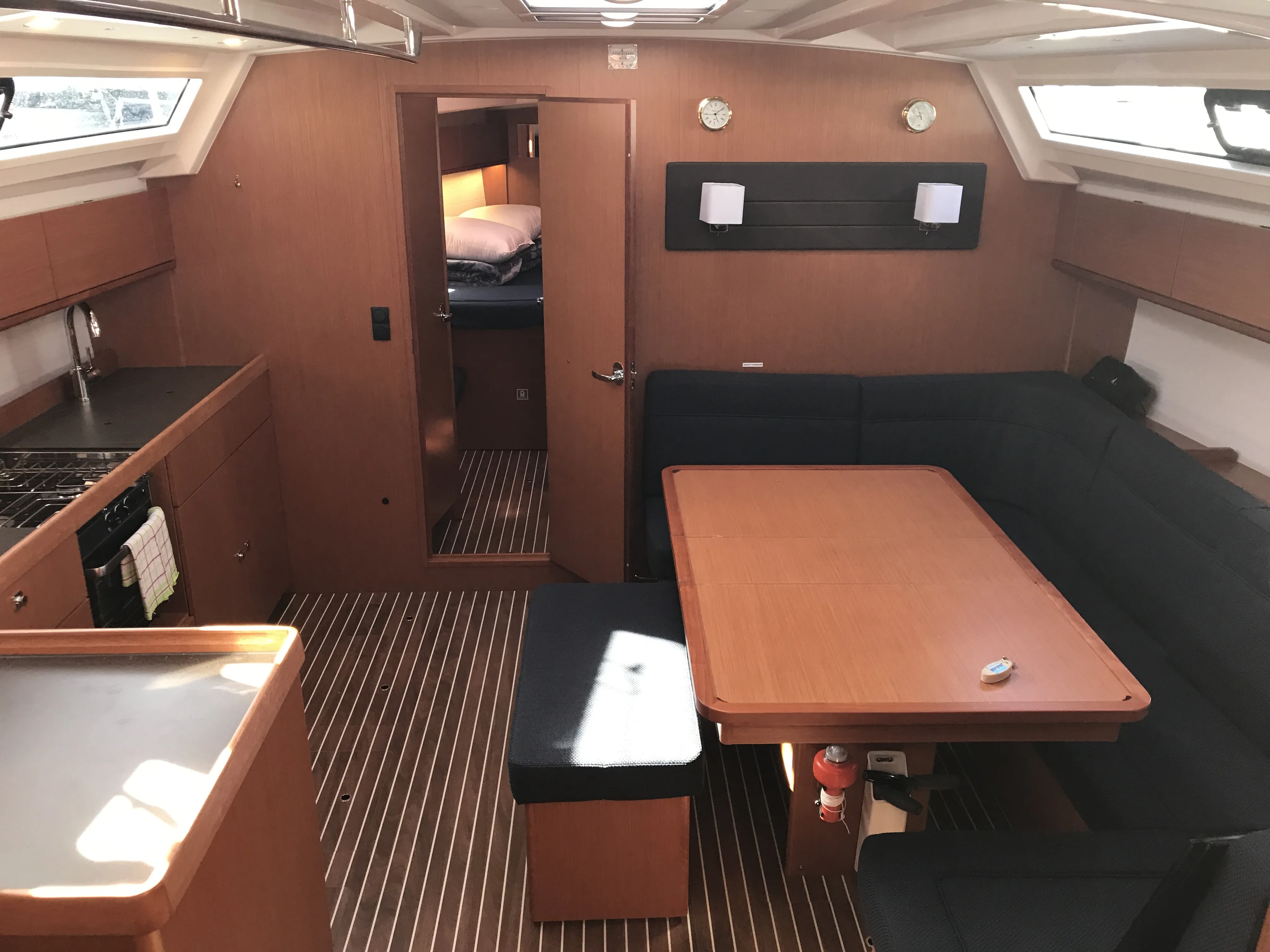 Bavaria Cruiser 46 S/Y Kynthia — yacht photo 2