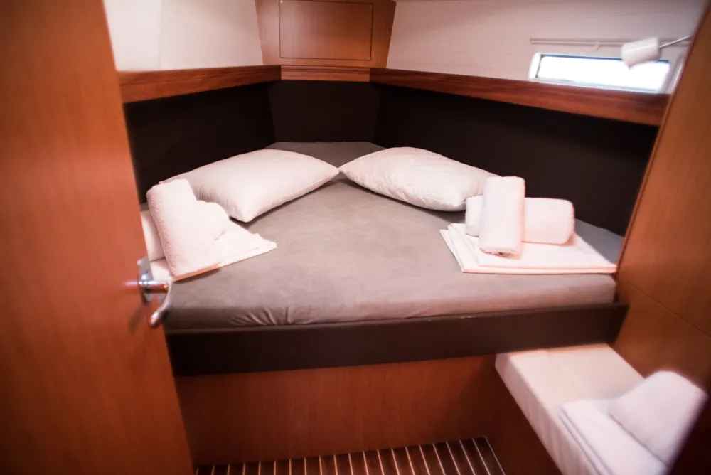 Bavaria Cruiser 37 TAKIS II — foto dello yacht n. 9
