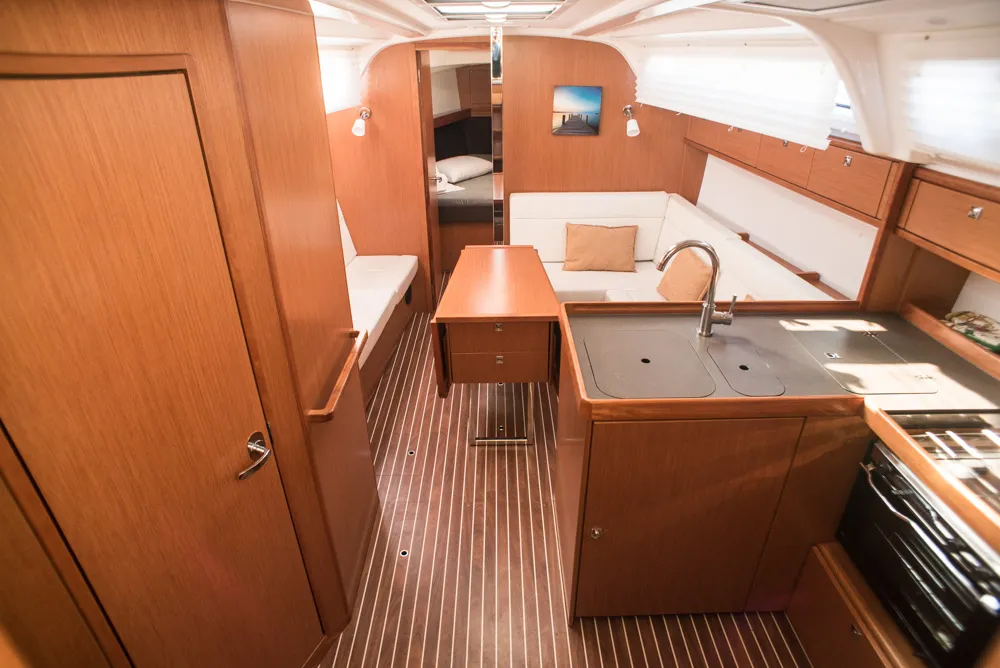 Bavaria Cruiser 37 TAKIS II — foto dello yacht n. 13