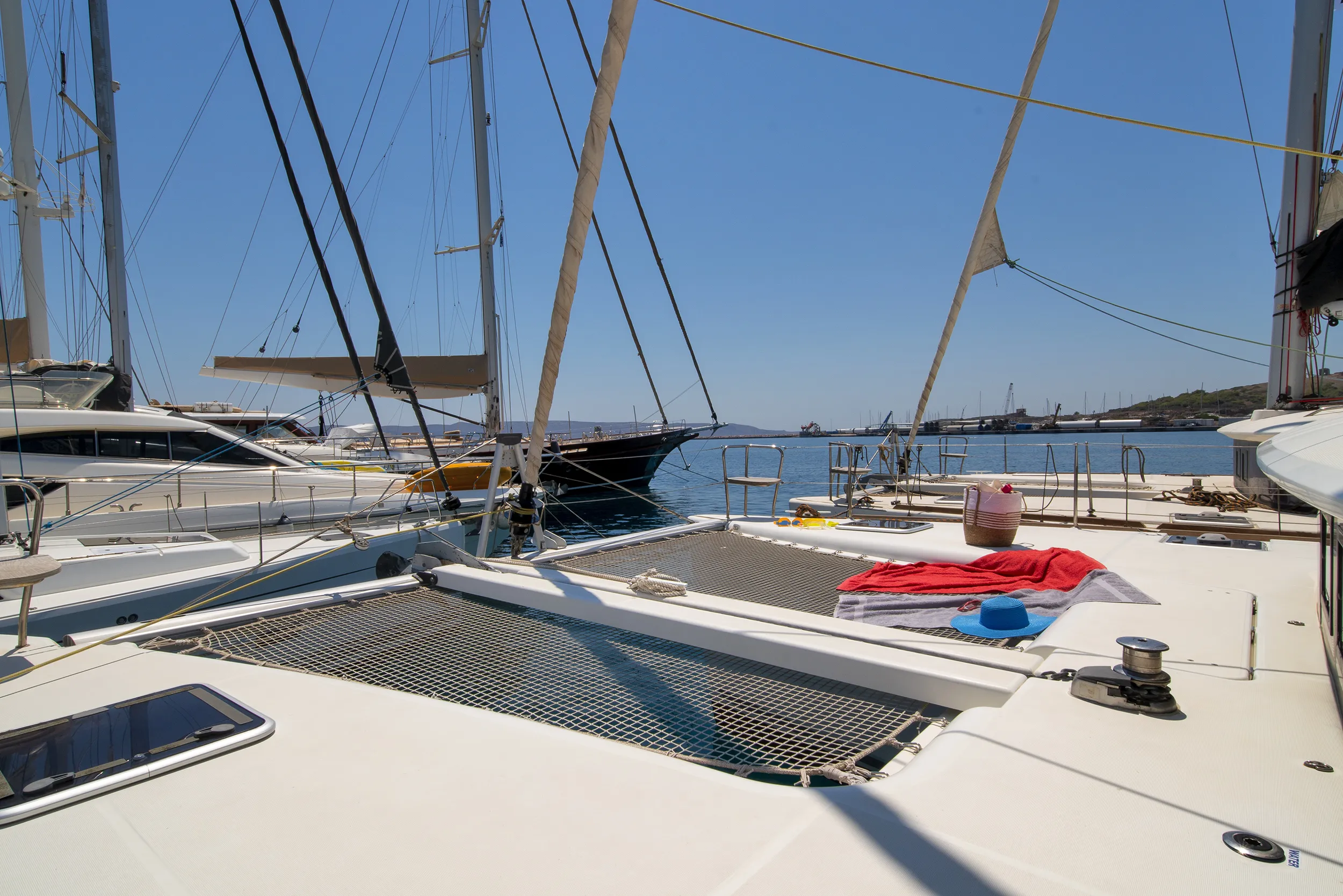 Lagoon 400 S2 Callisto L400 — фотография яхты 2
