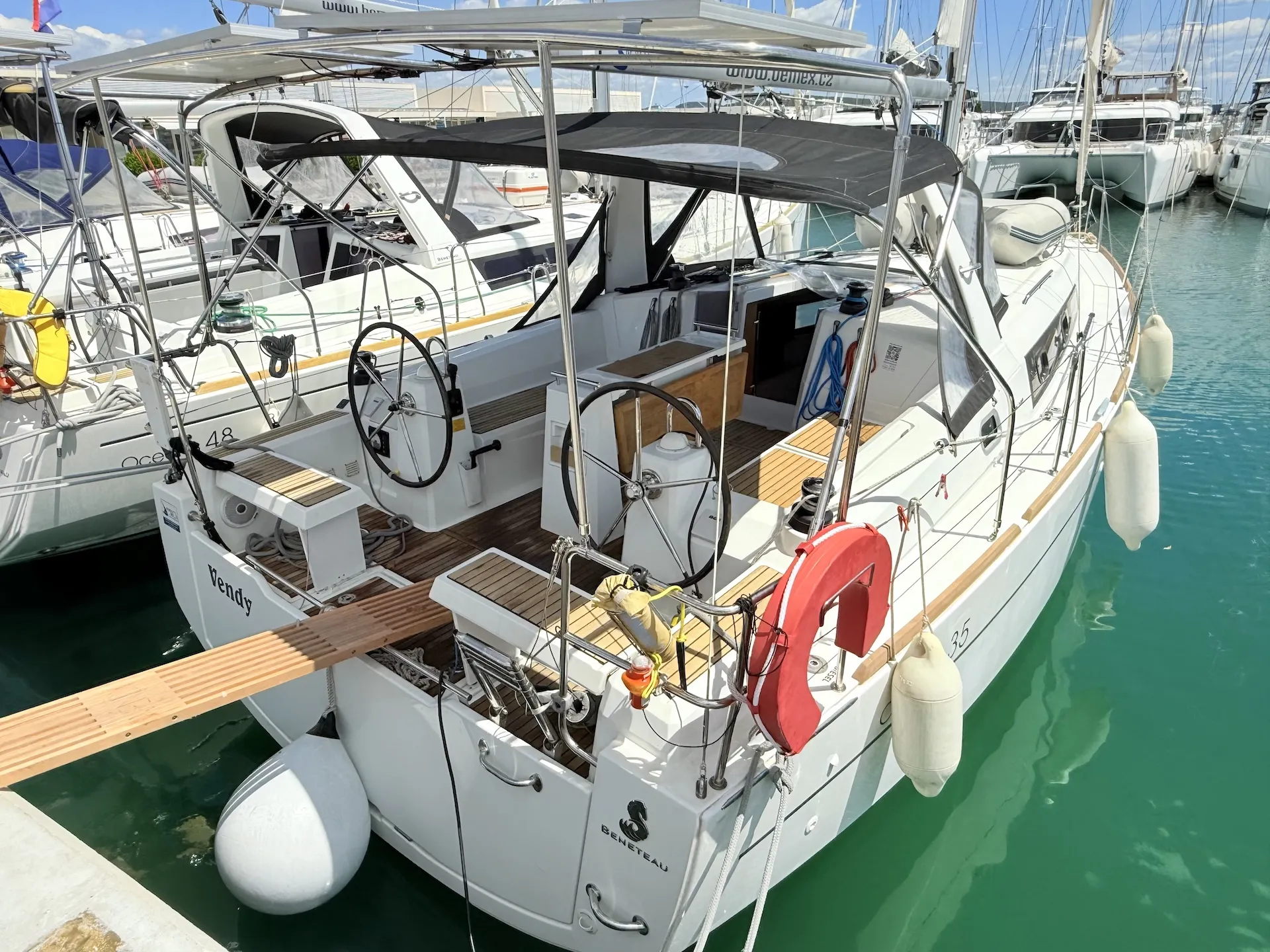 Oceanis 35 Vendy — foto dello yacht n. 3