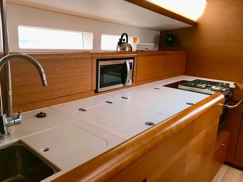 Sun Odyssey 519 ALF — foto dello yacht n. 6