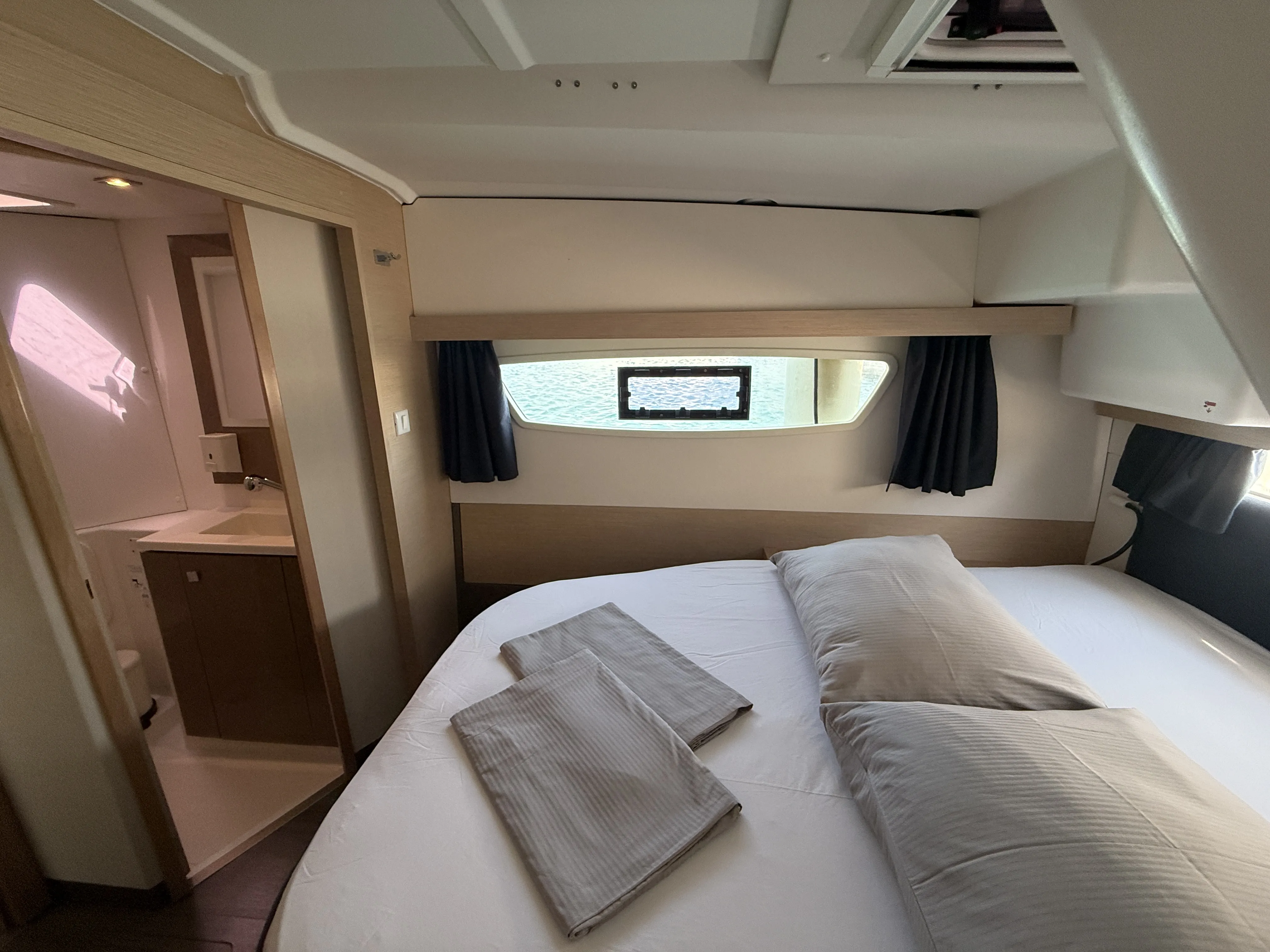 Lucia 40 Go Earth 1 — foto dello yacht n. 3