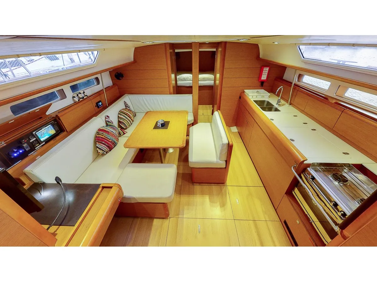 Sun Odyssey 469 Xadi — фотография яхты 2