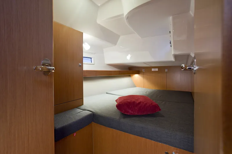Bavaria 46 Cruiser Avatar — yacht photo 7