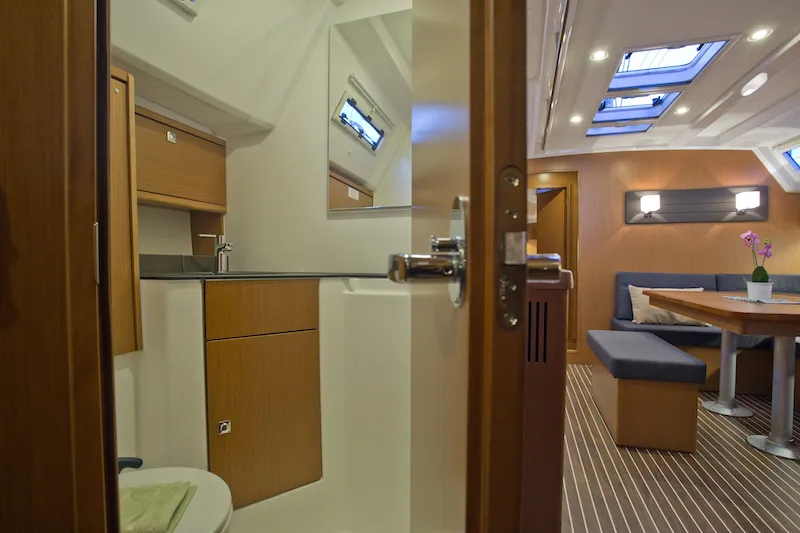 Bavaria 46 Cruiser Avatar — yacht photo 18