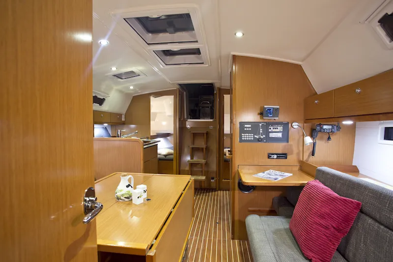 Bavaria 36 Cruiser Mystic — yacht photo 5