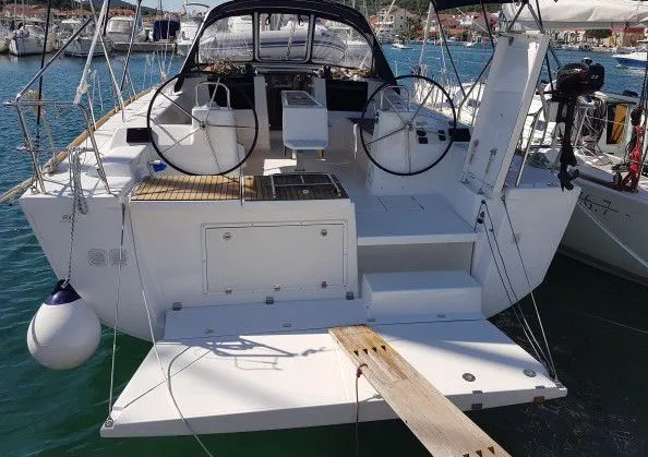 Dufour 460 Grand Large Pinacolada — yacht photo 2
