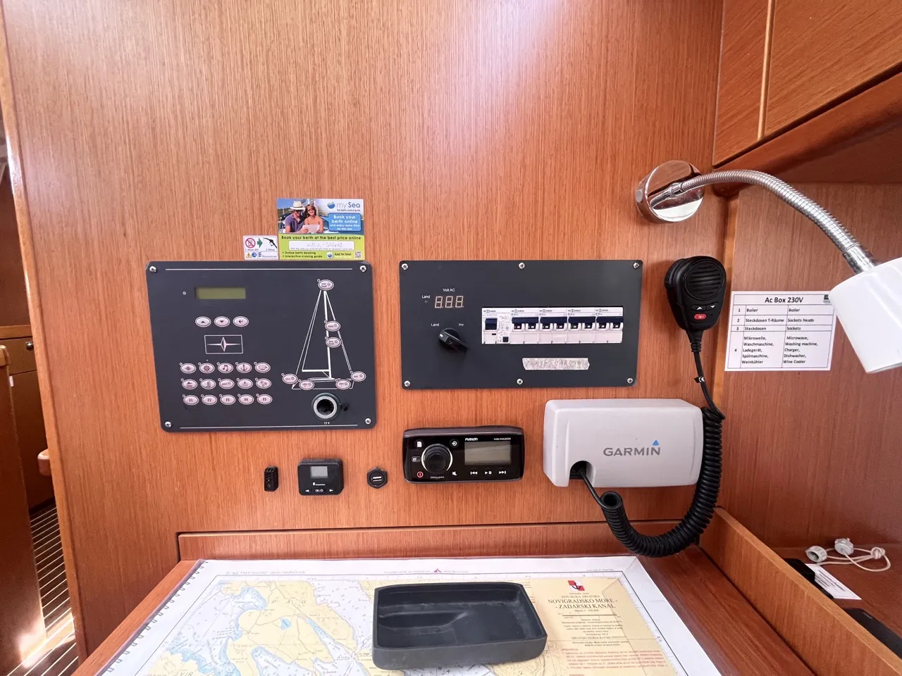 Bavaria Cruiser 37 GITA — foto dello yacht n. 2