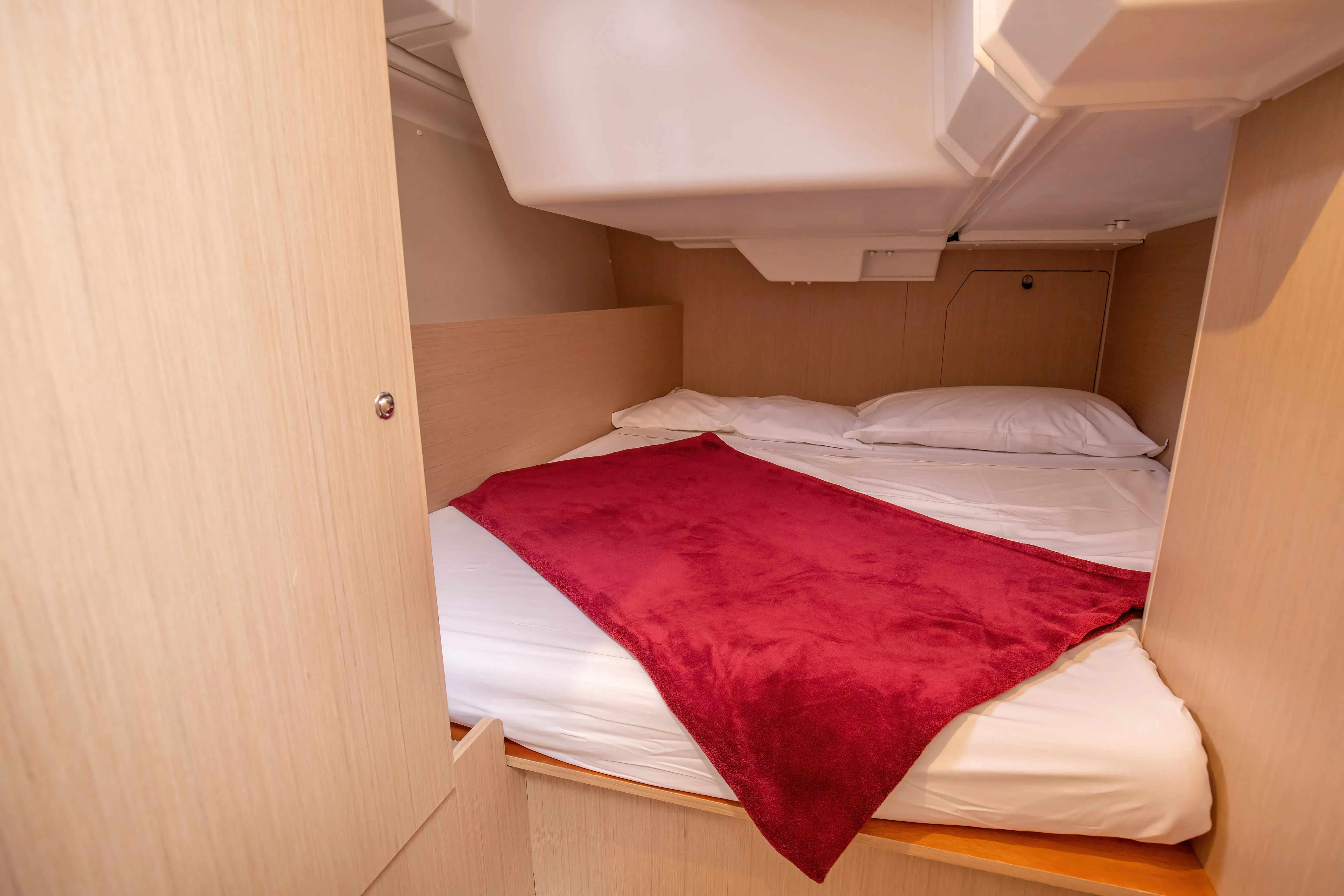 Oceanis 38.1 Eos - Standard Line — yacht photo 15