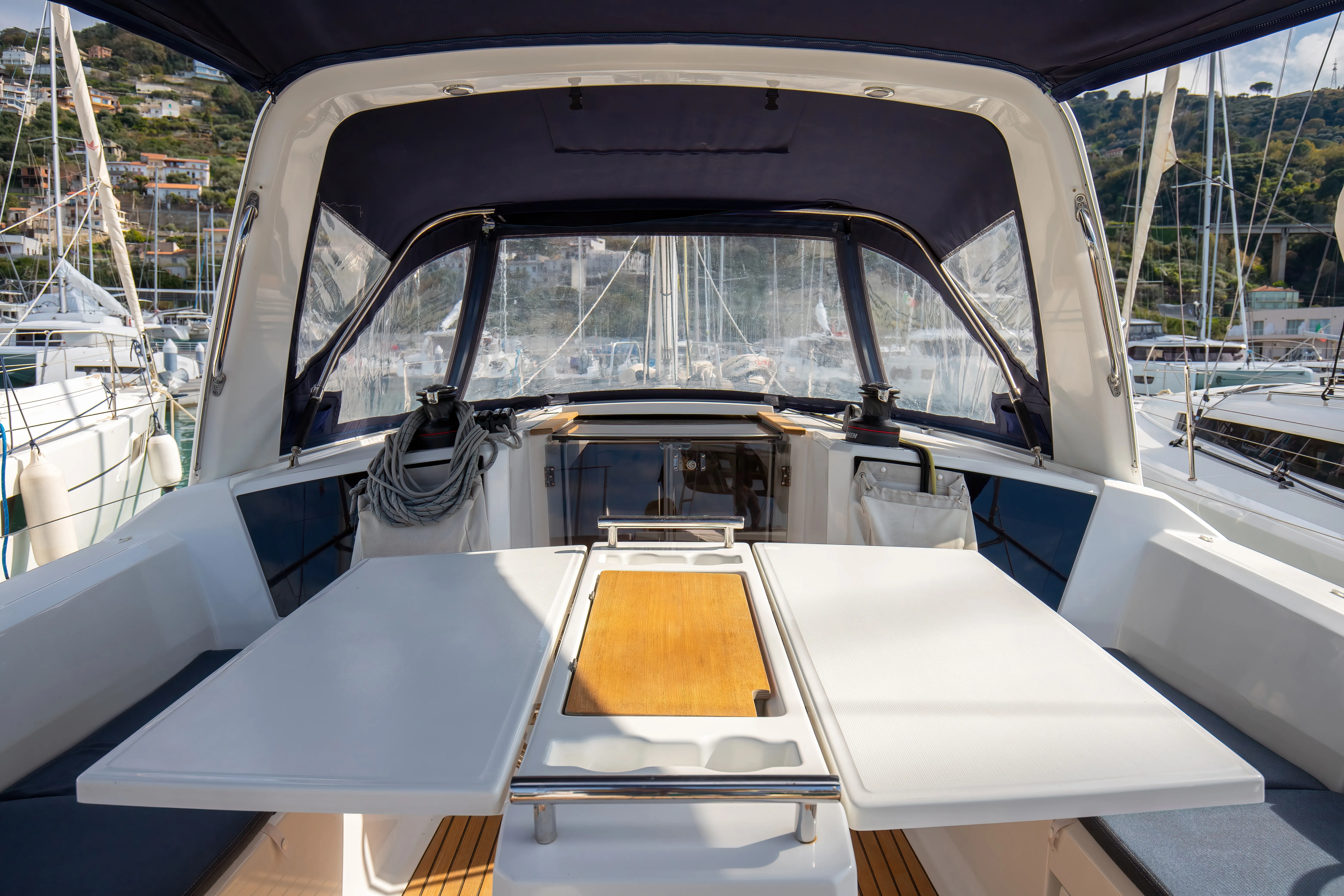 Oceanis 38.1 Eos - Standard Line — yacht photo 6