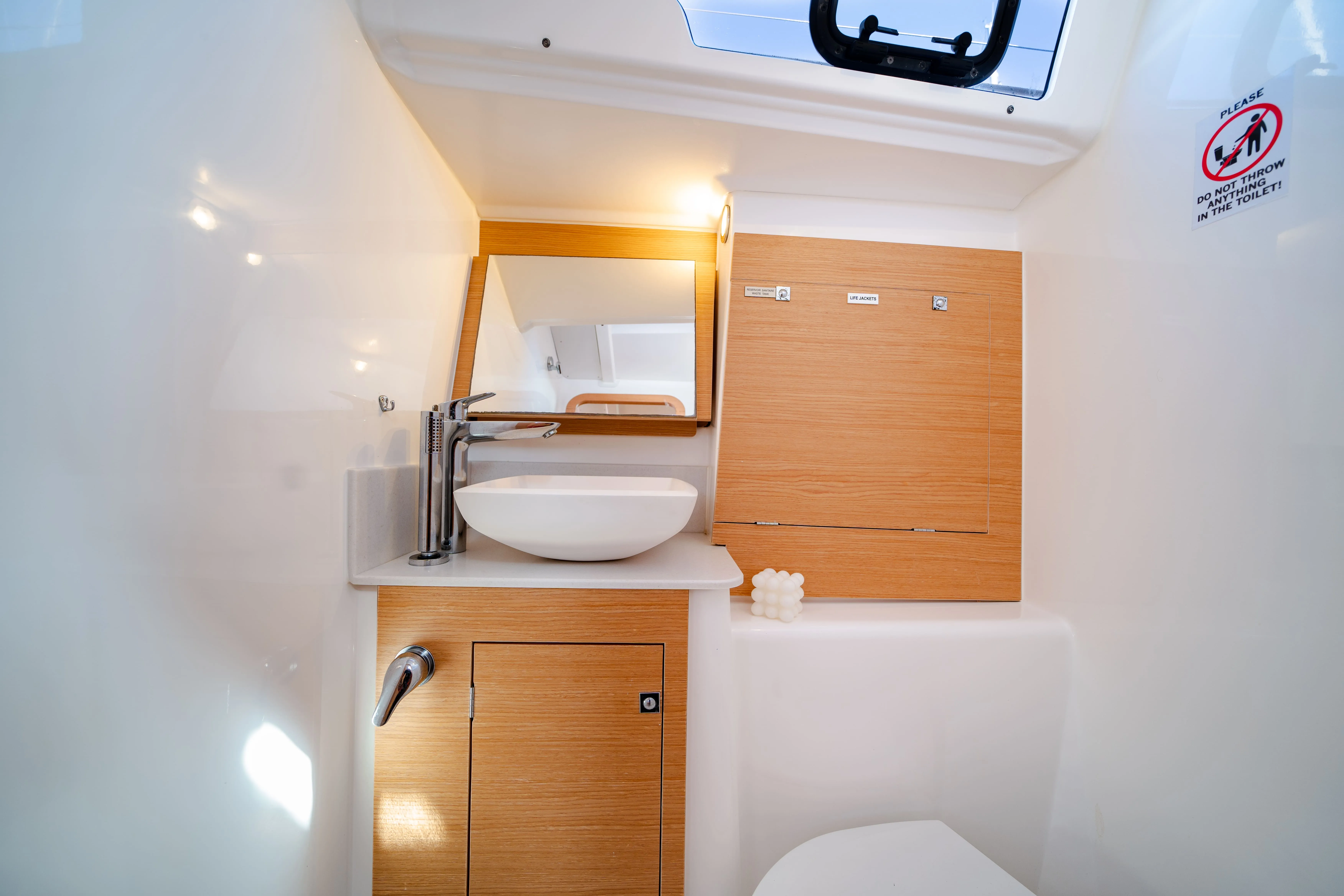 Dufour 390 Grand Large ARTEMIS — foto dello yacht n. 10