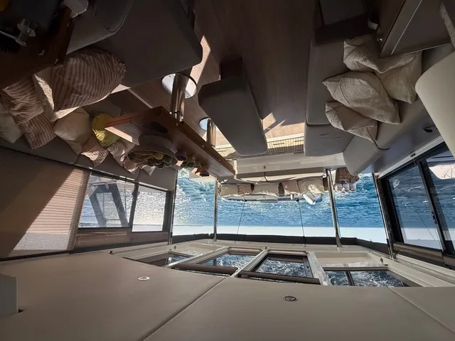 Bali 4.6 Second Wind - Skippered — фотография яхты 13