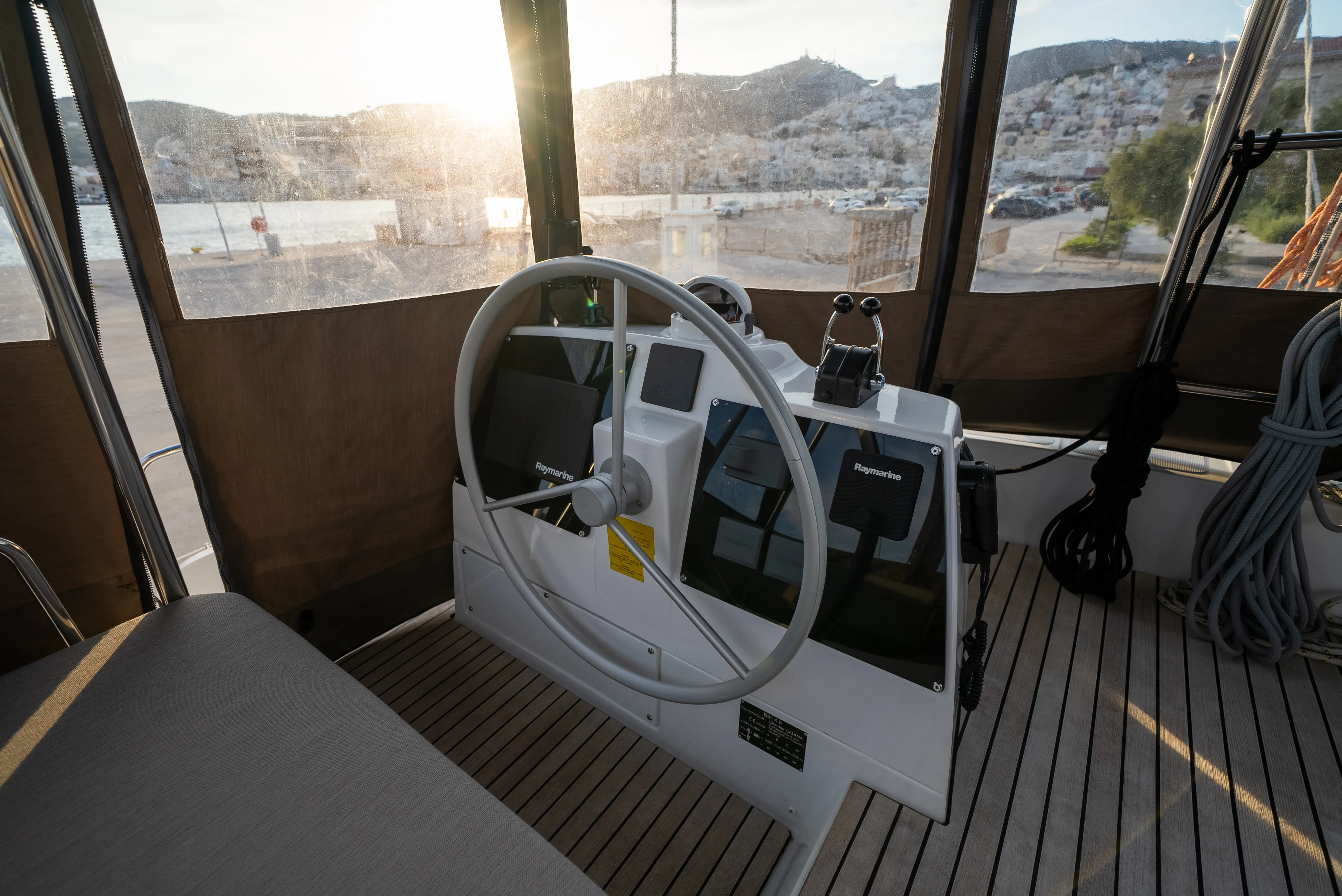 Bali 4.6 Second Wind - Skippered — фотография яхты 15