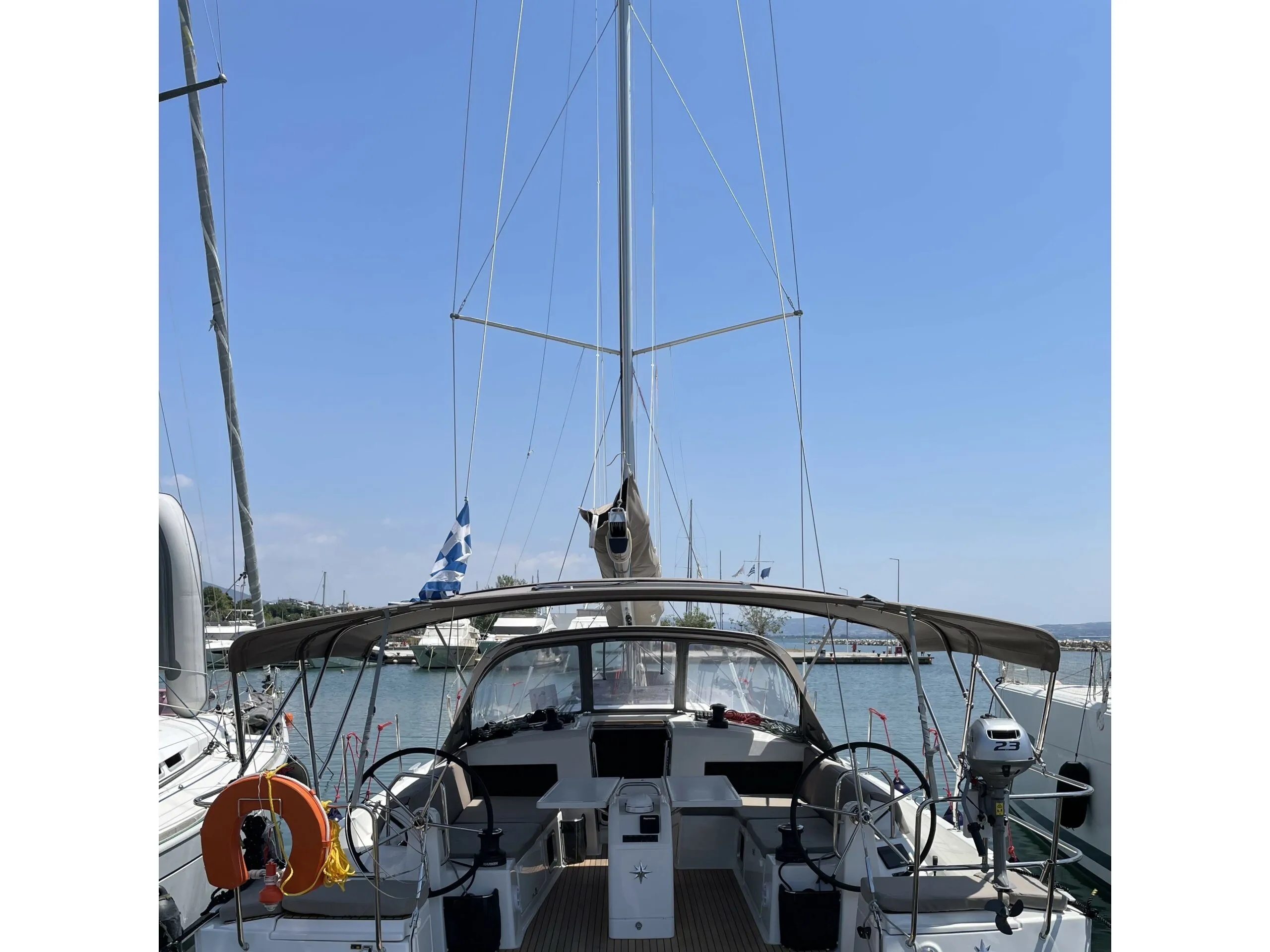 Jeanneau Sun Odyssey 490 Electra — фотография яхты 1