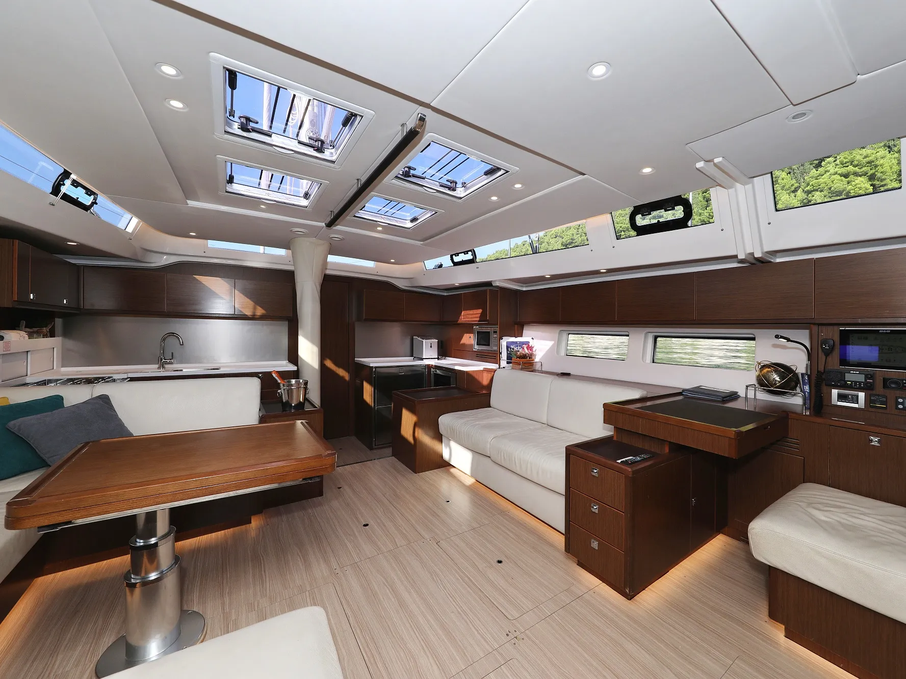 Bavaria Cruiser 57 Be luxe — foto dello yacht n. 12