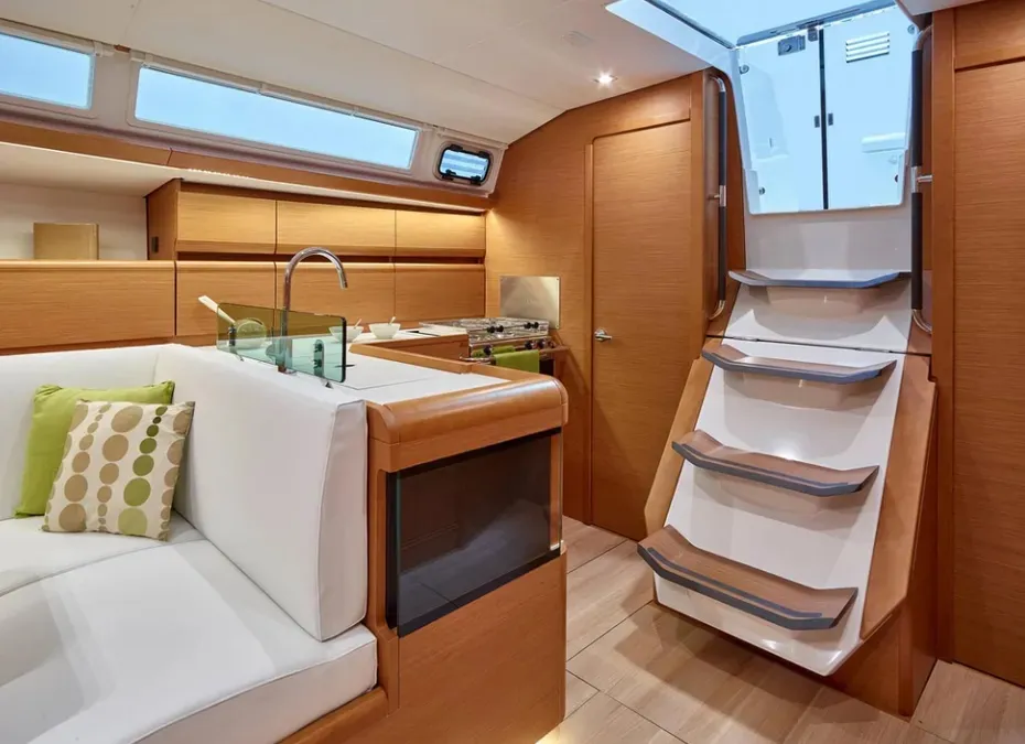 Sun Odyssey 449 GENESIS — jahtikuva 7