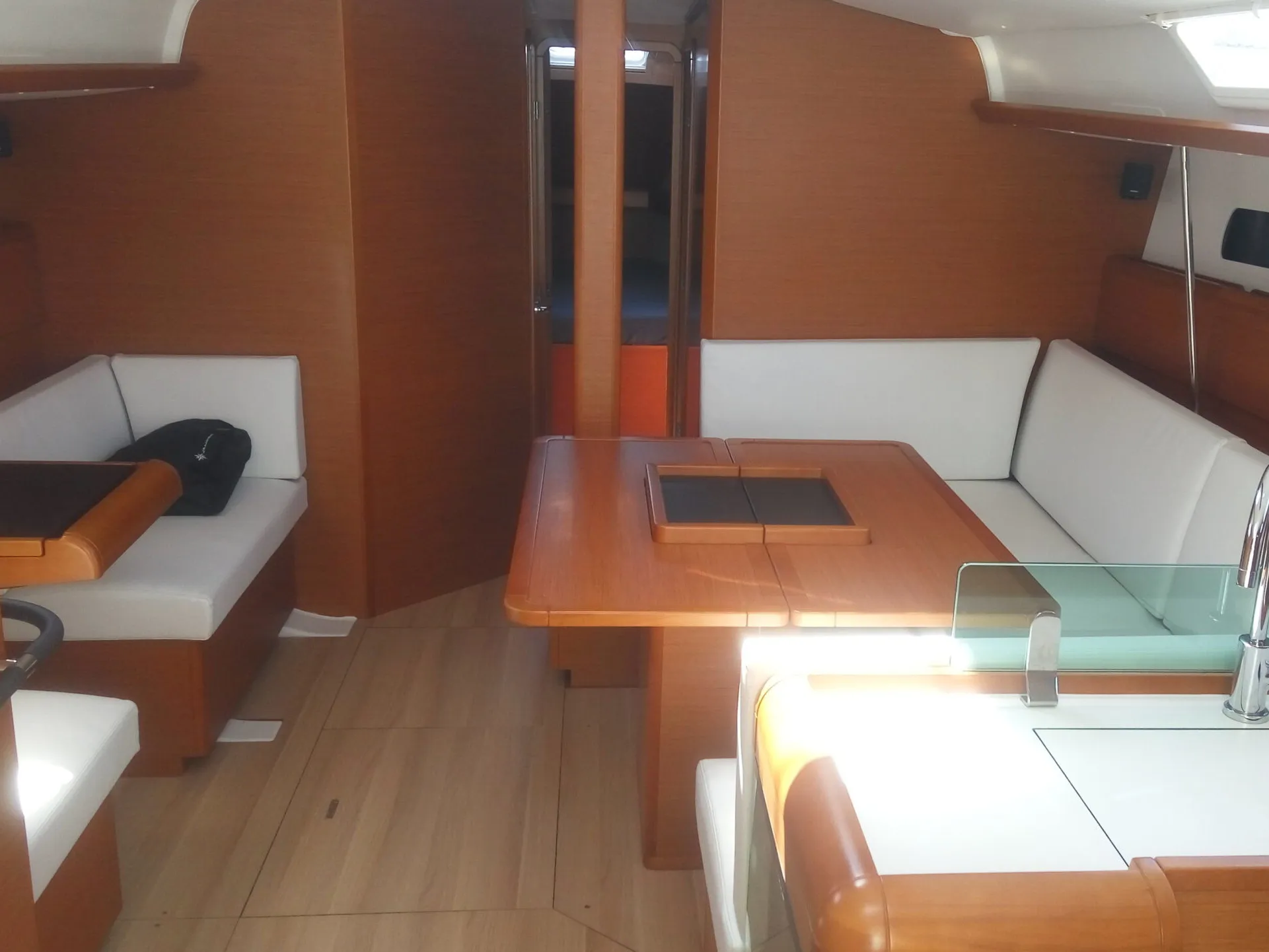 Sun Odyssey 449 GENESIS — jahtikuva 13