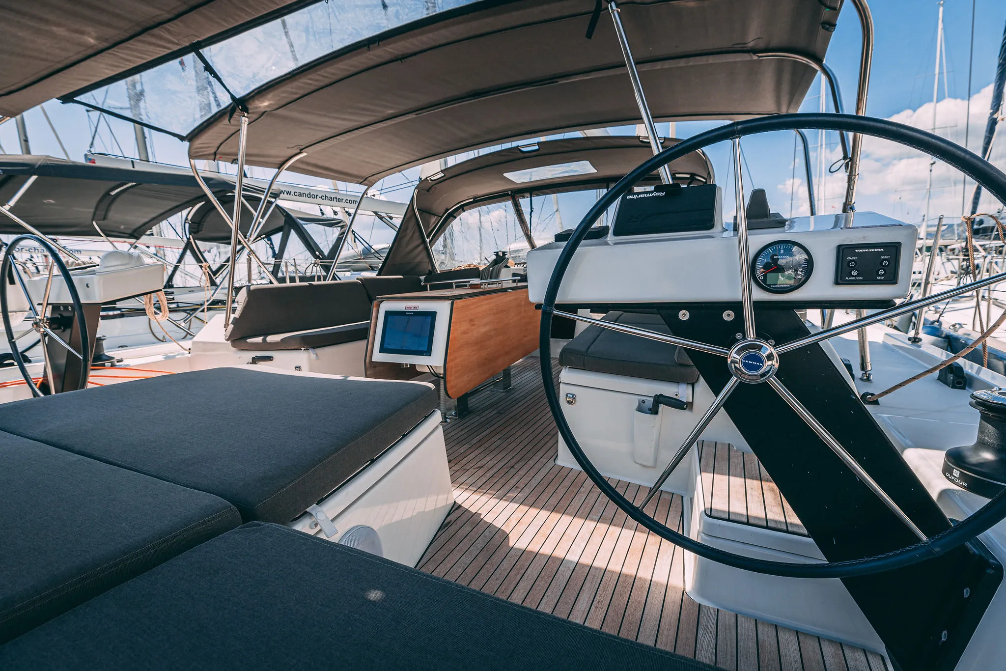 Dufour 470 BALU — yacht photo 37