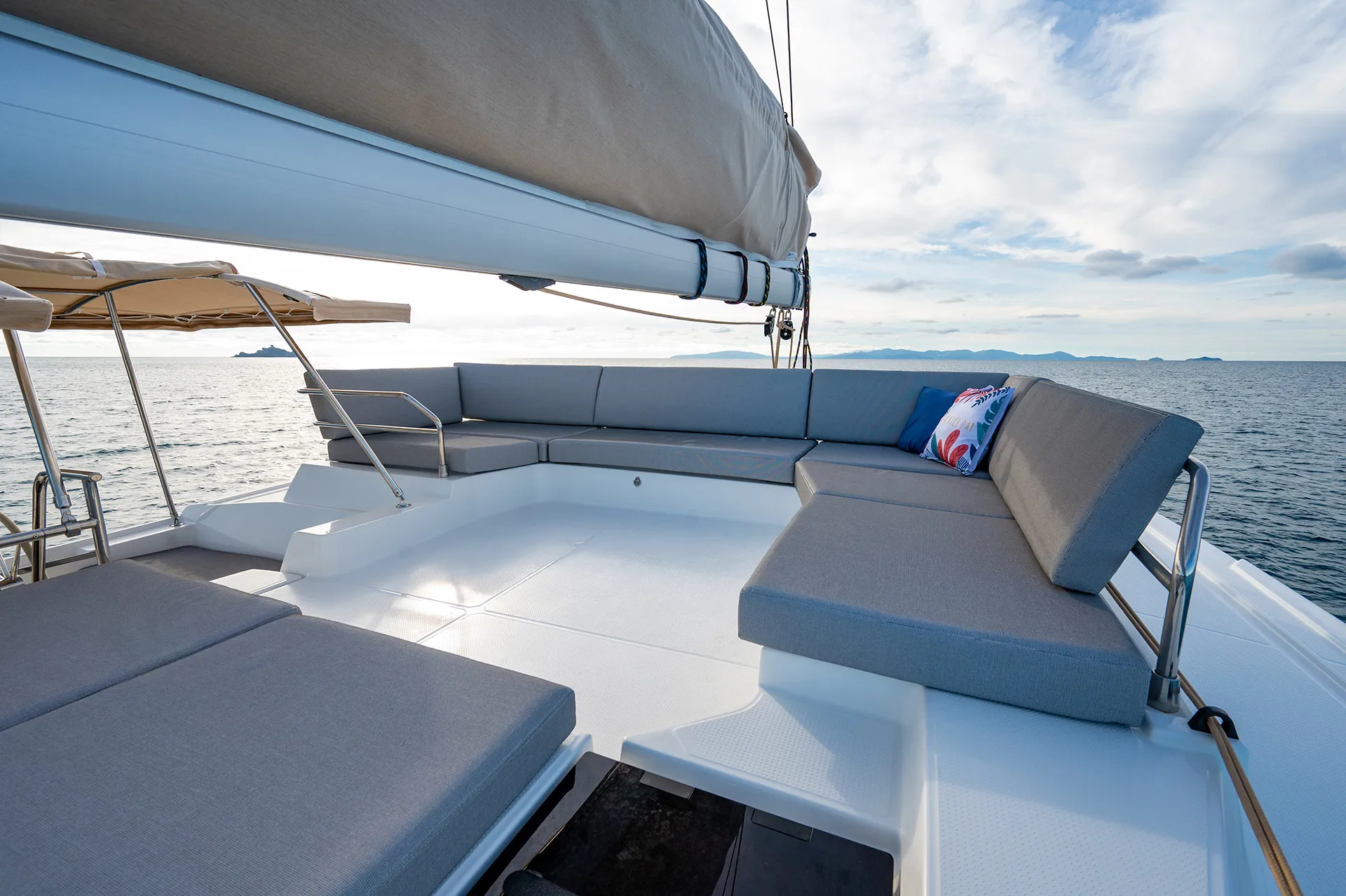 Tanna 47 Elsa - A/C, Generator, Water maker — yacht photo 2