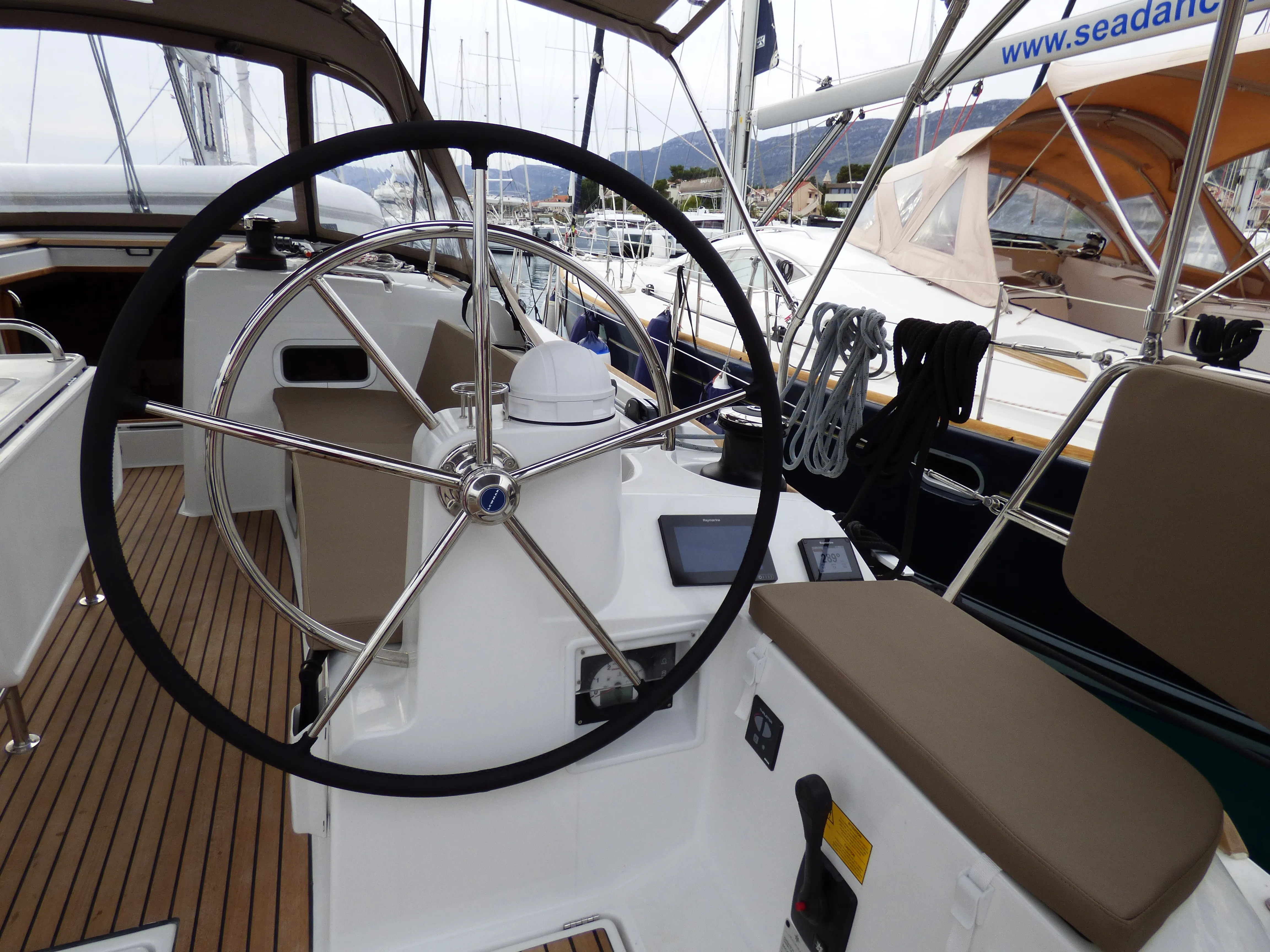 Sun Odyssey 519 Geronimo — jahifoto 23