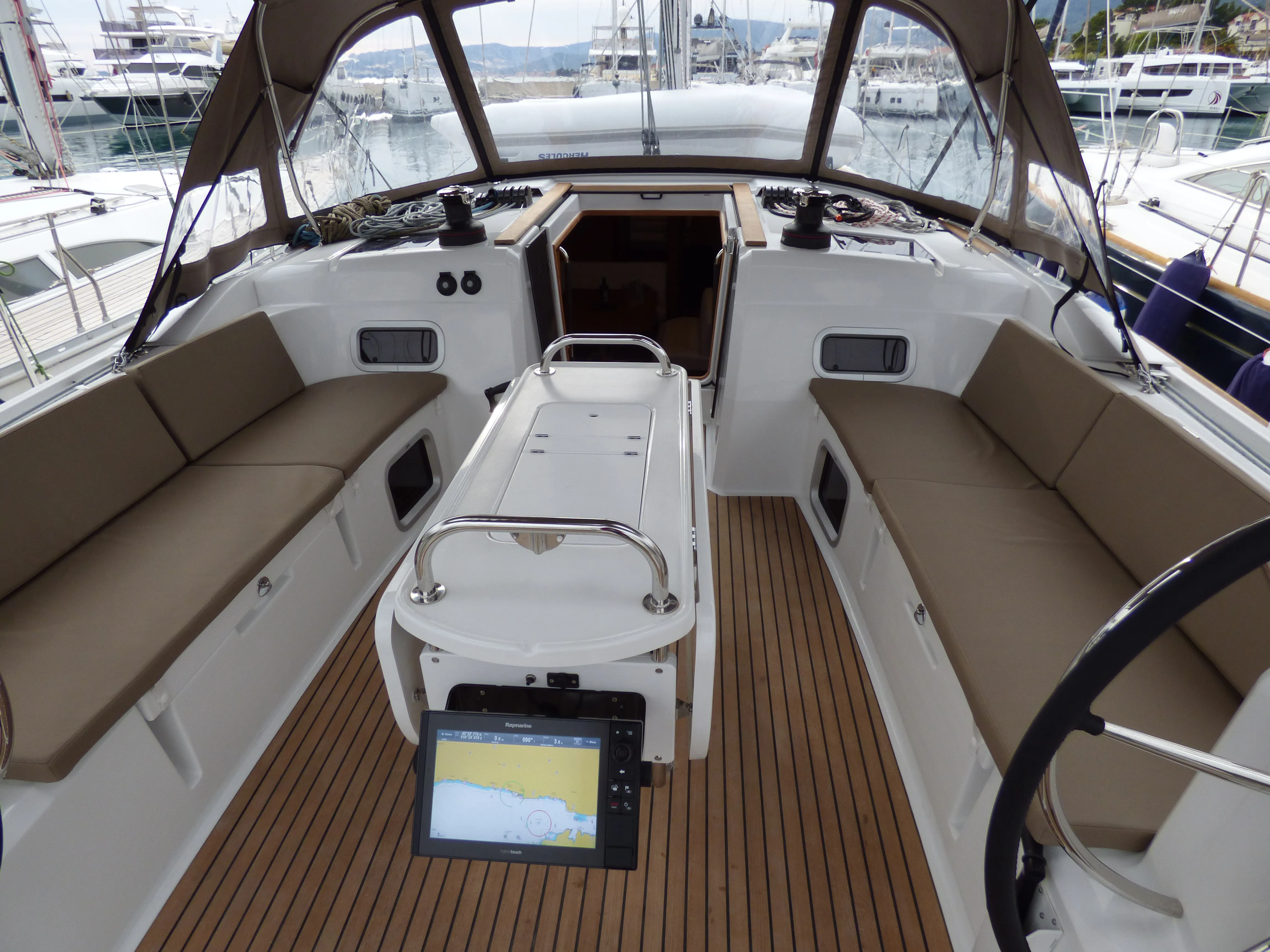 Sun Odyssey 519 Geronimo — jahifoto 13