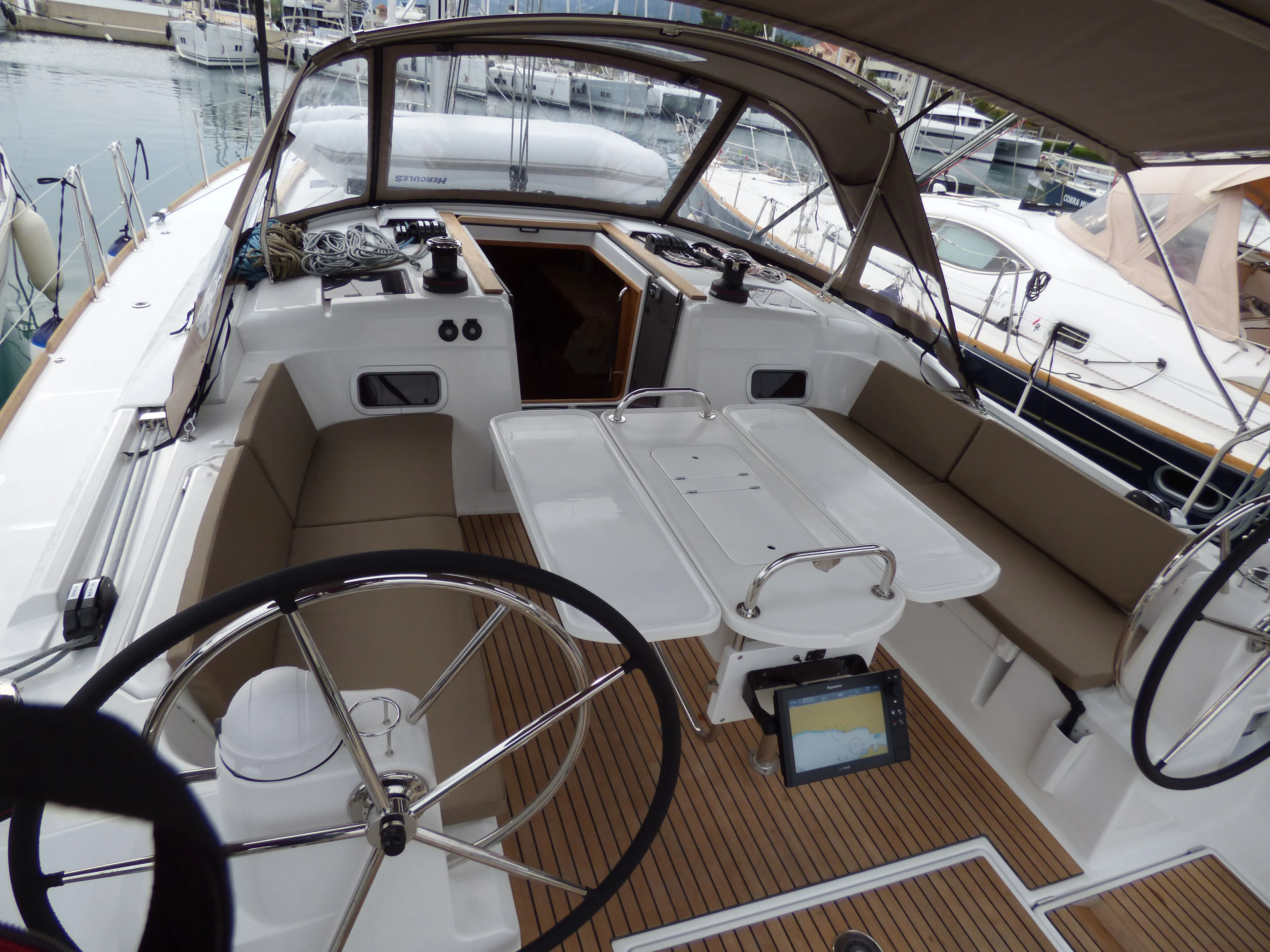Sun Odyssey 519 Geronimo — jahifoto 35