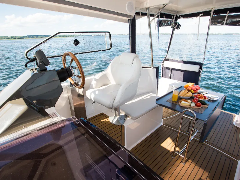 Nautika 1000 VIP — фотография яхты 3