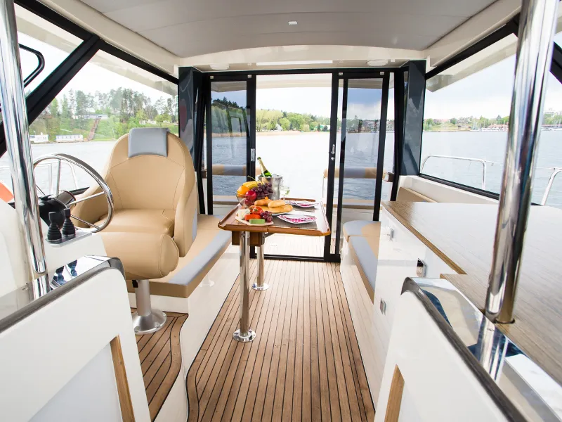 Nautika 1300 VIP — фотография яхты 9