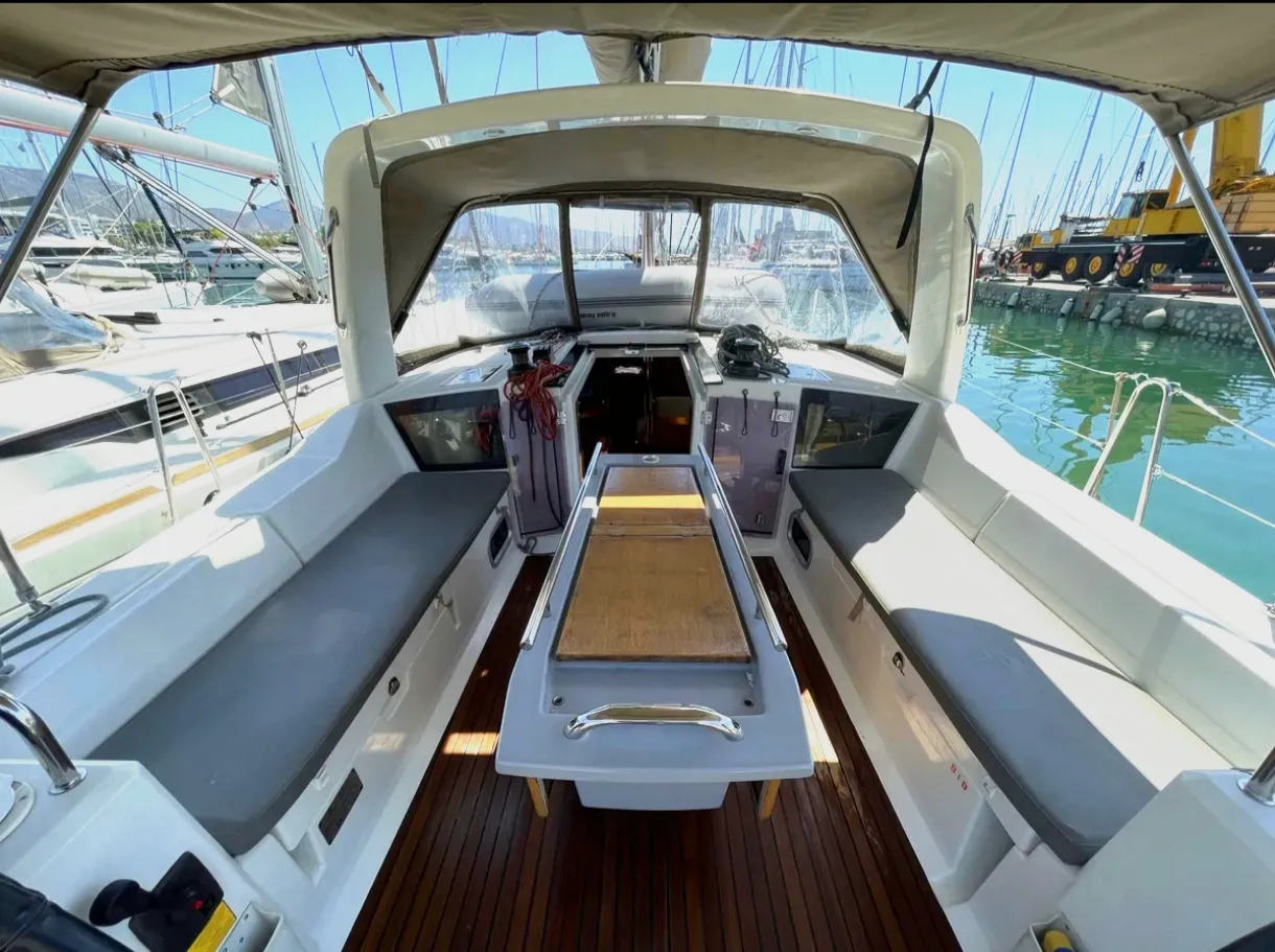Oceanis 41.1 Black Lion — foto dello yacht n. 11