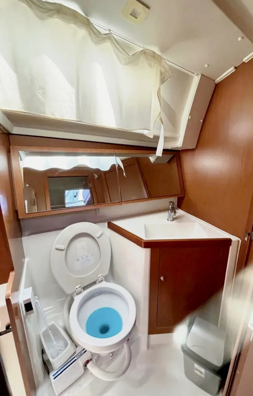 Oceanis 41.1 Black Lion — foto dello yacht n. 16
