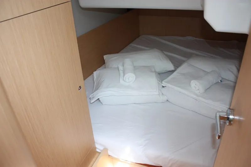 Oceanis 35.1 MAYA BAY 2 — foto dello yacht n. 2