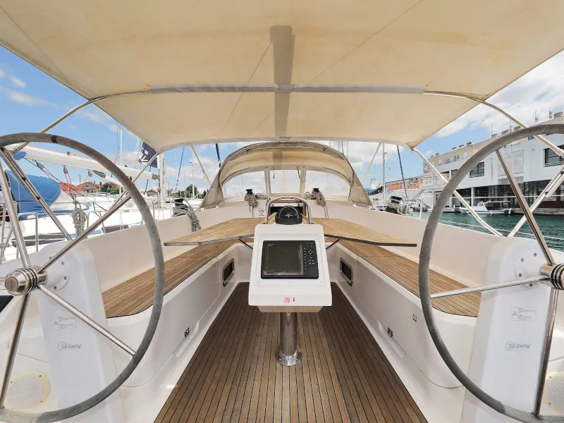 Bavaria Cruiser 46 TICIJA — фотография яхты 97